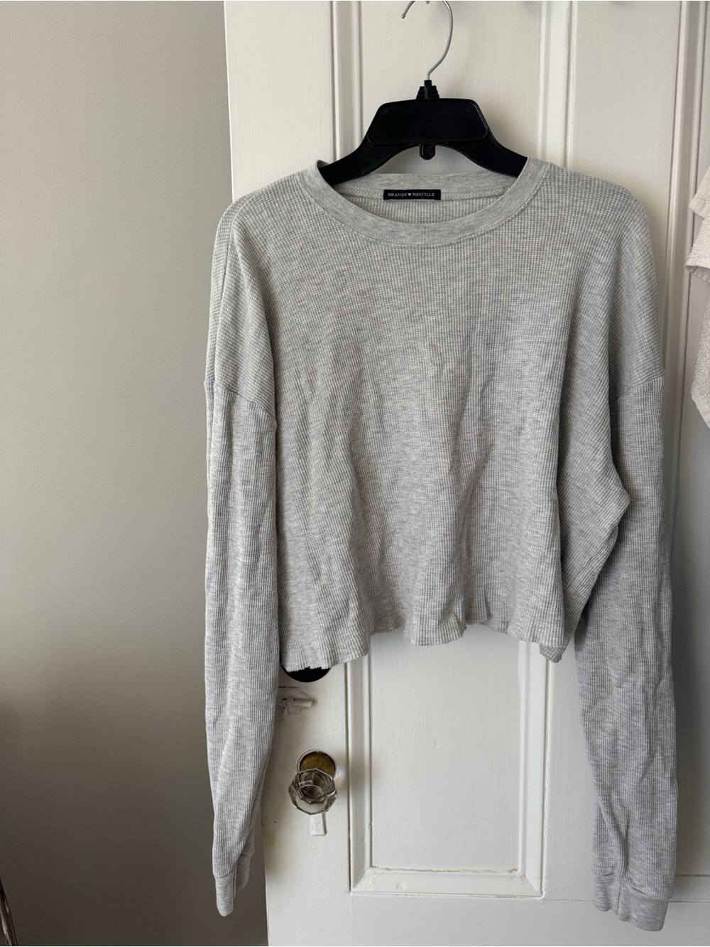 Brandy Melville Light Gray Waffle Knit Cotton Cropped Sweatshirt/Tee